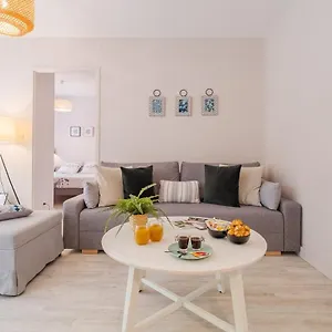  Appartement Les Capitouls - Avec Piscine, Parking&jardin Privé !